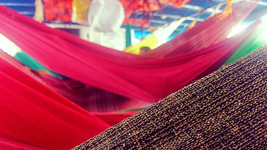 Manaus to Belem 5-Day Local Boat Trip - Choosing between a hammock and a cabin