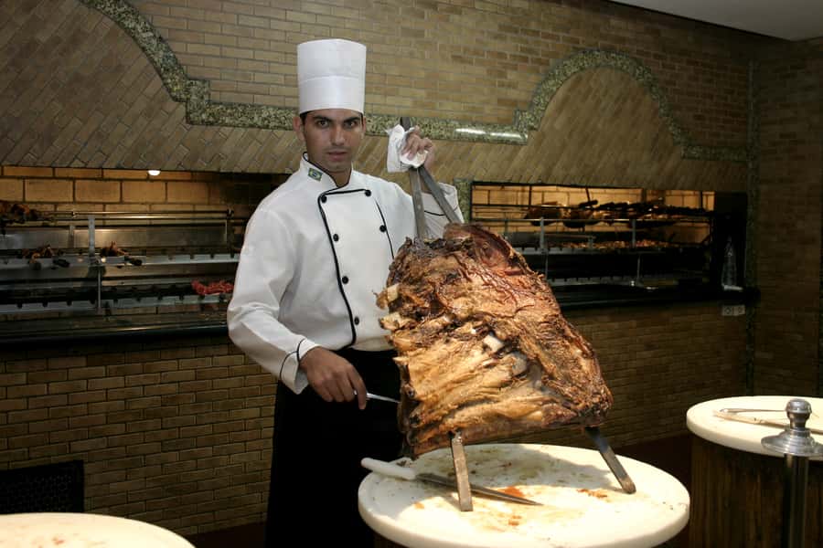 Rafain Palace: Barbecue Dinner Show - Who will enjoy this evening most