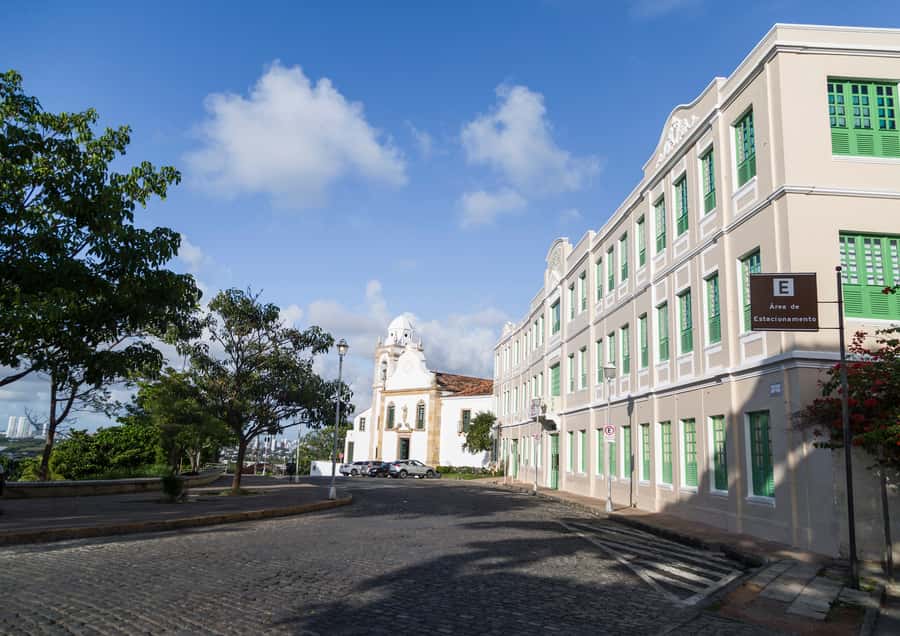 Recife: City Tour Recife & Olinda - Largo da Misericórdia and Alto da Sé