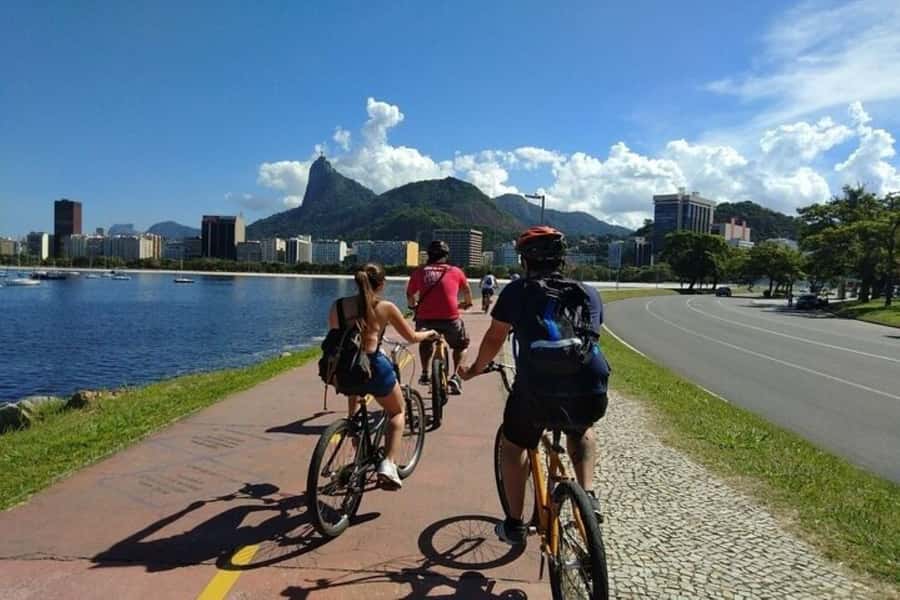 Rio Bike Tour – Discover the Beaches and Lagoon - Starting beside Copacabana Beach
