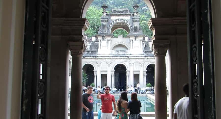 Rio: Botanical Garden, Tijuca Forest, and Parque Lage Tour - The visitor center and Chinese Lookout