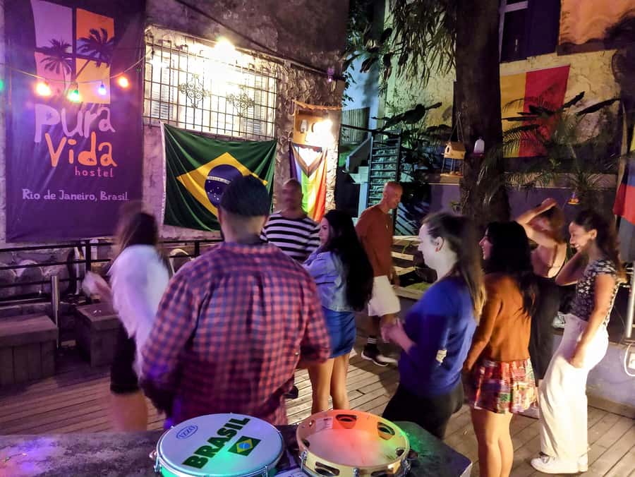 Rio: Caipirinha Workshop and Samba Class - Starting the night at Pura Vida Hostel