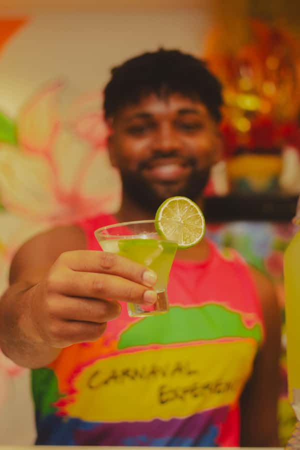 Rio: Carnival Backstage Tour at Samba City with Cocktail - Should you book the Samba City backstage tour?