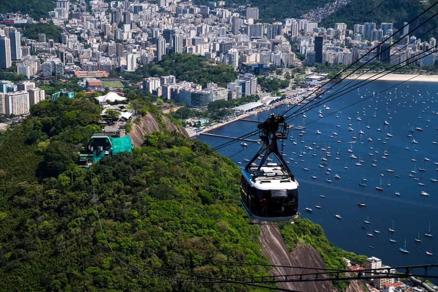 Rio: Christ the Redeemer, Sugarloaf, Selaron & BBQ Lunch - Who should book this Rio day tour?