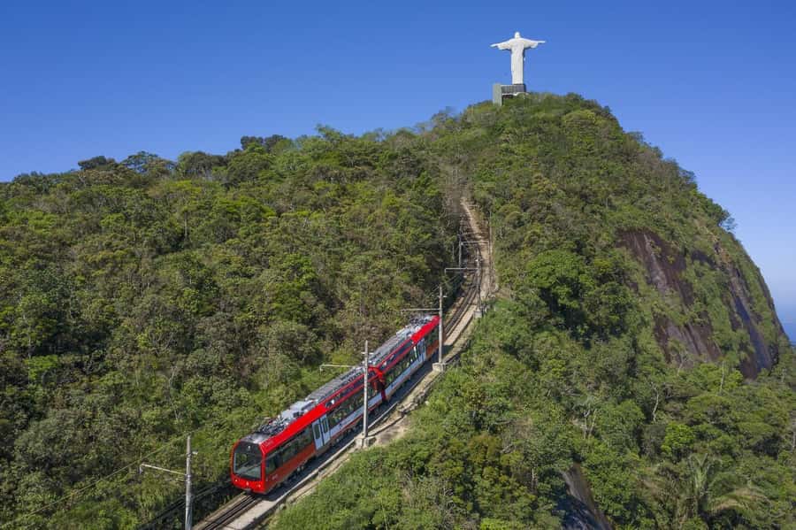 Rio: Cristo Redentor, Pão de Açúcar , almoço em churrascaria - Corcovado and Christ the Redeemer