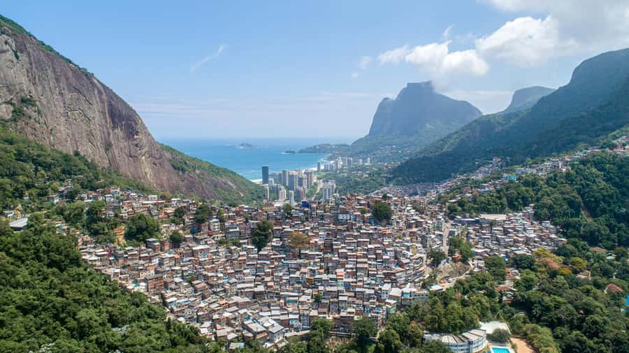 Rio de Janeiro: 4-Hour Guided Tour of Rocinha Favela - Street art, community projects, and local food