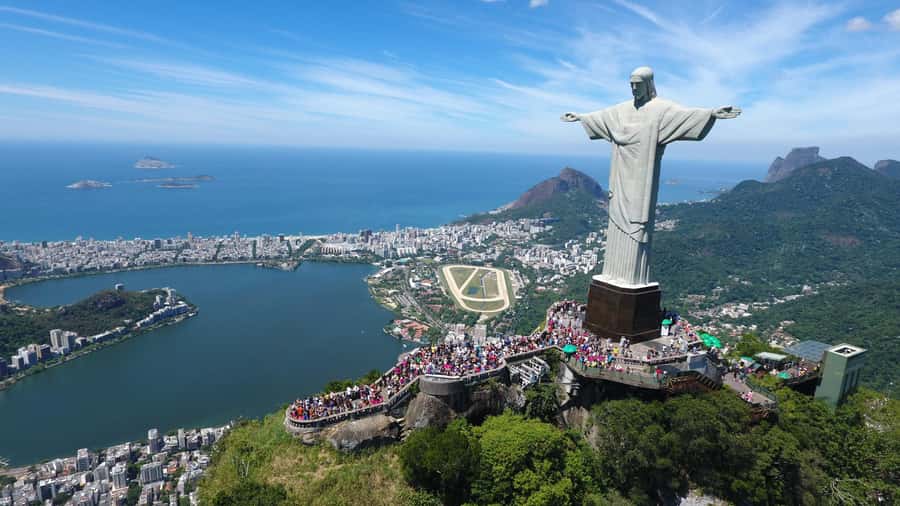 Rio de Janeiro: 45-Min Helicopter Tour with Transfer - The close aerial view of Christ the Redeemer