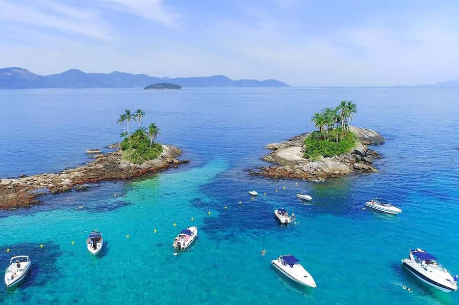 Rio de Janeiro: Angra dos Reis and Ilha Grande Full-Day Tour - Lagoa Azul: the first swim