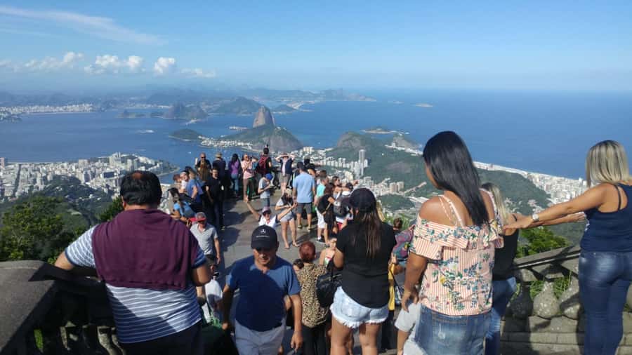 Rio de Janeiro: Christ, Selaron Steps, and Tijuca Park Tour - Lunch at a Brazilian buffet