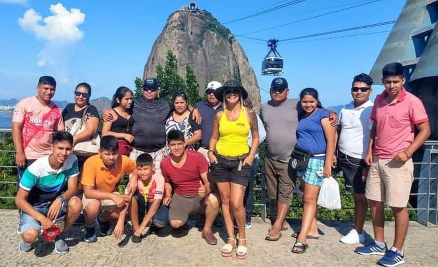 Rio de Janeiro: Christ the Redeemer and Sugarloaf Tour with… - Lunch at the all-you-can-eat buffet