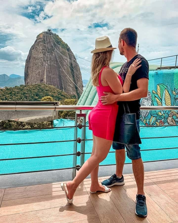 Rio de Janeiro: Christ the Redeemer, Sugarloaf, & City-tour - Sugarloaf, cable cars, and the city below