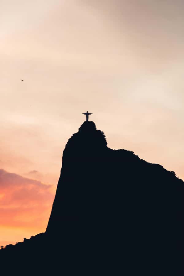 Rio de Janeiro: Christ the Redeemer Ticket - Why the Corcovado Train is the right way up