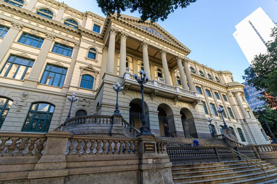 Rio de Janeiro: Downtown Walking Tour - XV de Novembro Square and the old royal center