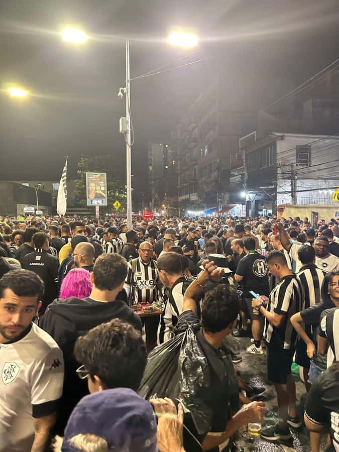 Rio de Janeiro: Enjoy a Botafogo soccer game with Locals - Why a Botafogo match is a good Rio experience
