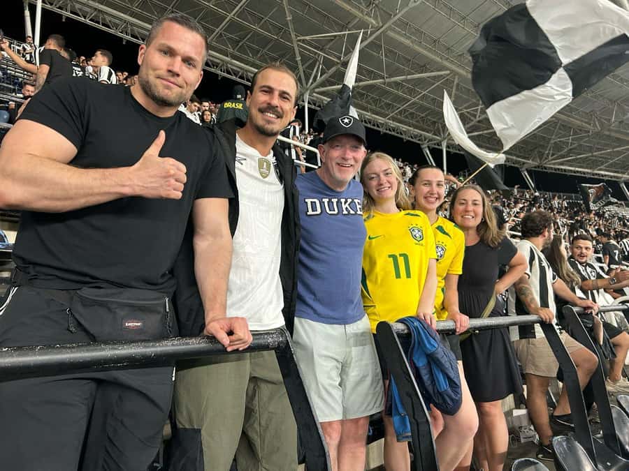 Rio de Janeiro: Enjoy a Botafogo soccer game with Locals - Meeting Botafogo fans before the match