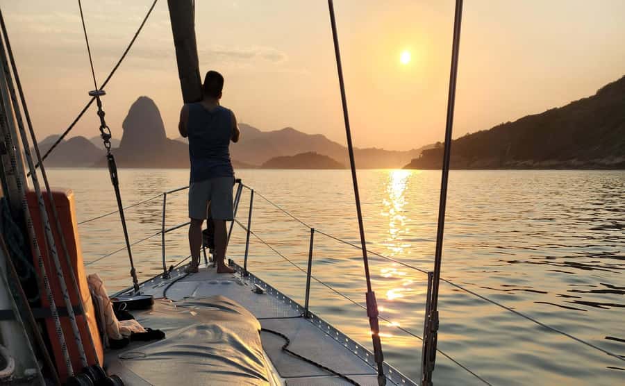 Rio de Janeiro: Guanabara Bay Sunset Sailing Tour & Drinks - Practical tips for a smoother outing