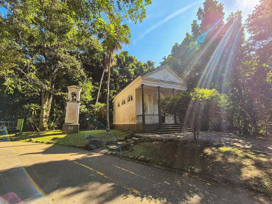 Rio de Janeiro: Guided Jeep Tour through Tijuca Rainforest - Mayrink Chapel, Cascatinha Taunay, and the waterfalls