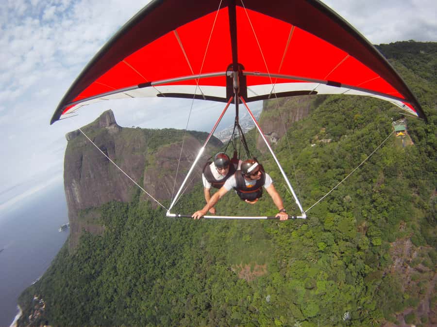 Rio de Janeiro: Hang Gliding Adventure - Pickup, Meeting Points, and Group Size