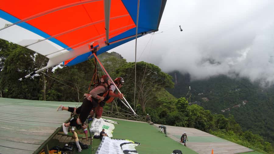 Rio de Janeiro: Hang gliding adventure - Taking Off Above São Conrado