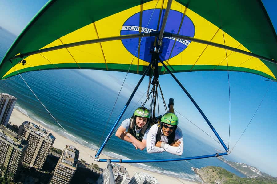 Rio de Janeiro: Hang Gliding Tandem Flight - Cameras, videos, and the extra-cost surprise