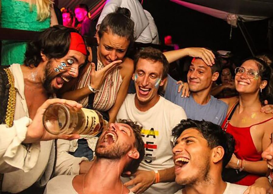 Rio de Janeiro: Late Night Boat Party with DJ and Dancing - Meeting at Marina da Glória at 11:30 PM