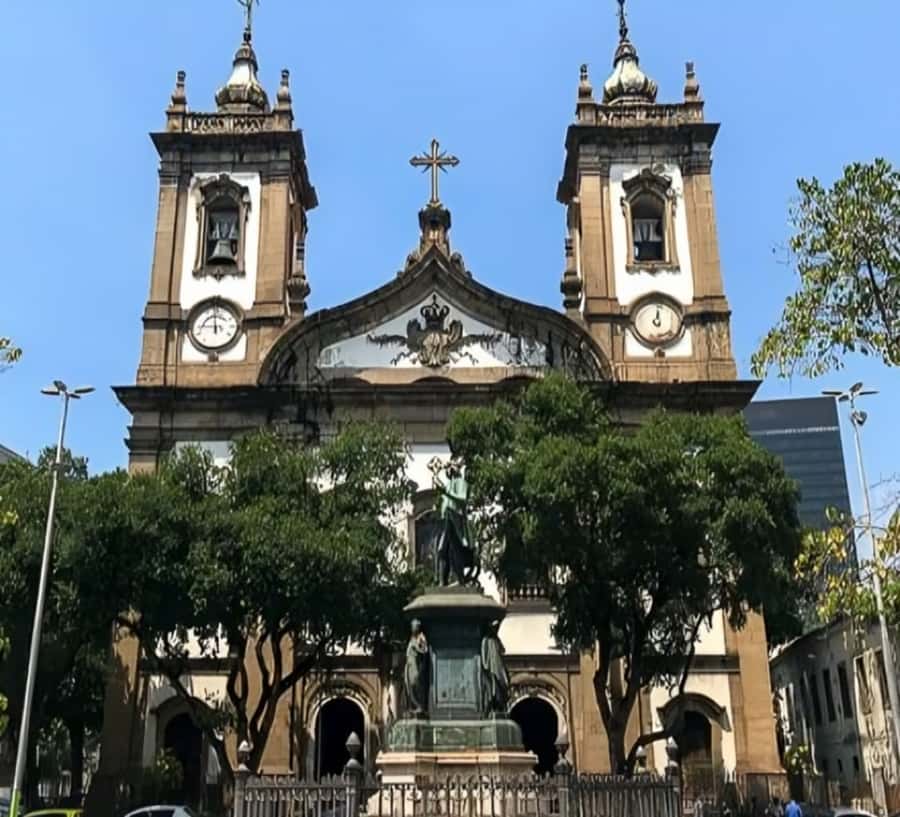 Rio de Janeiro : Must-See Sites Walking Tour With A Guide - Walking conditions and practical planning