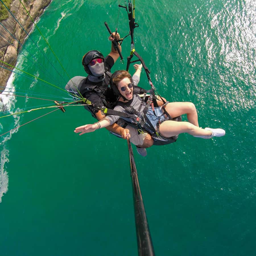 Rio de janeiro : Paragliding Tandem Flights over Rio - Timing, group size, and practical planning