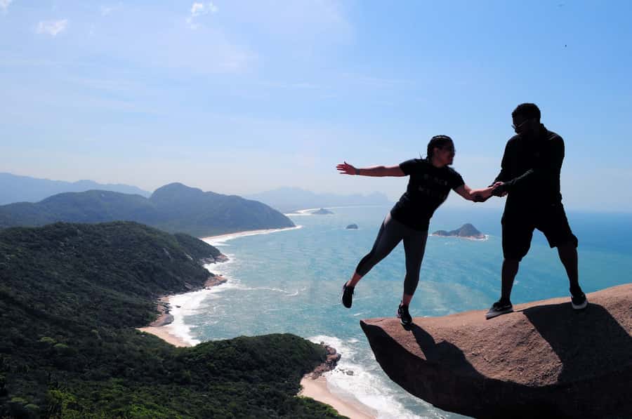 Rio de Janeiro: Pedra do Telegrafo Hike & Grumari Beach Tour - Key points at a glance