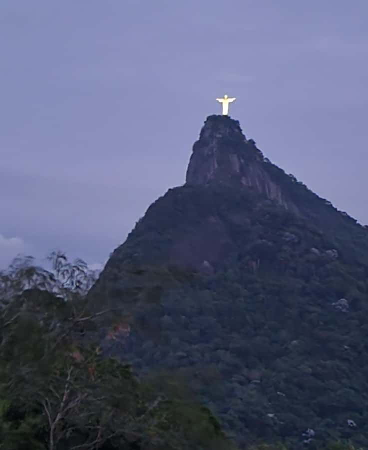 Rio de Janeiro: Private Sunrise Tour at Mirante Dona Marta - The one-hour sunrise viewing
