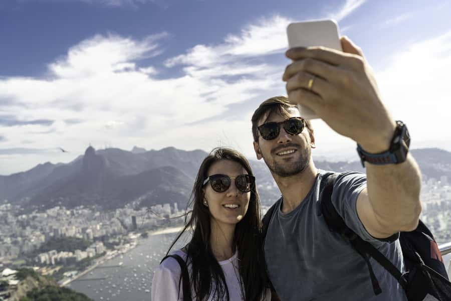 Rio de Janeiro: Rio's Icons Guided Tour with Tickets & Lunch - Christ the Redeemer: start with Rio’s signature view