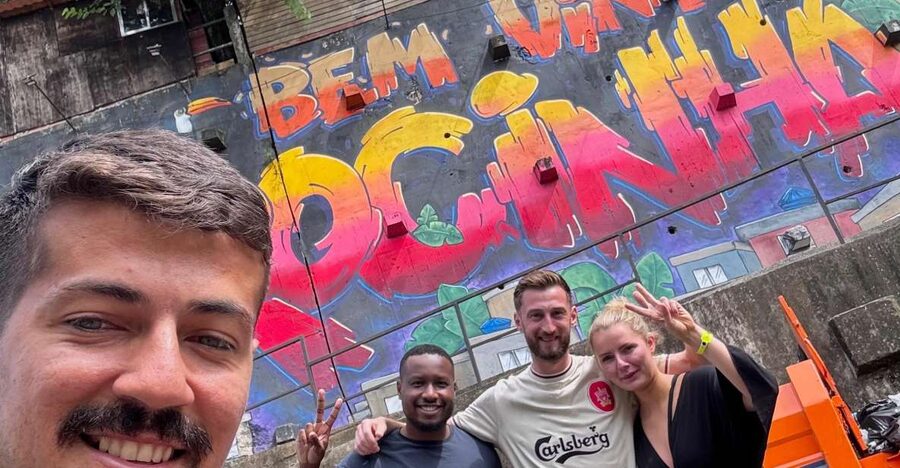 Rio de Janeiro: Rocinha Favela guided tour - Starting near the subway station