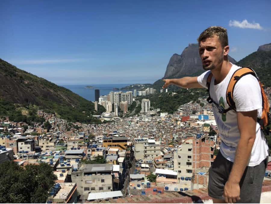 Rio de Janeiro: Rocinha Favela Walking Tour with Local Guide - The minivan ride gives you time to reset