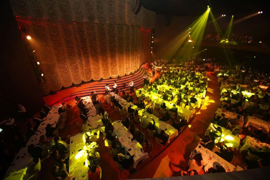 Rio de Janeiro: Roxy Dinner Show with Hotel Pickup - What the $229 price really buys you
