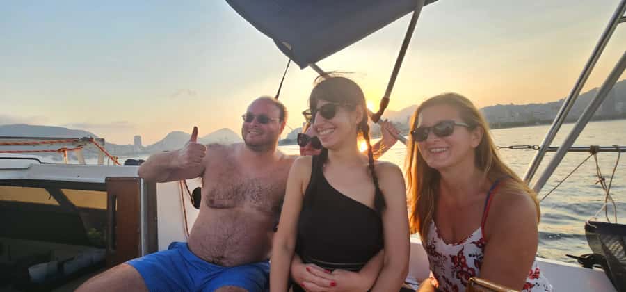 Rio de Janeiro: Sailing Sunset Tour with Snacks and Drinks - Who should book this sail