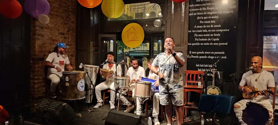 Rio de Janeiro: Samba Class and Samba Night Tour - Learning samba without feeling out of place