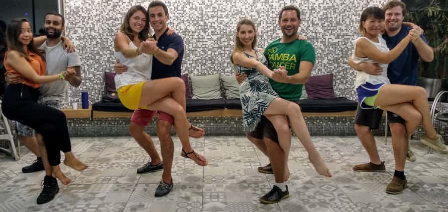 Rio de Janeiro: Samba Class in Copacabana - From basic steps to a small celebration