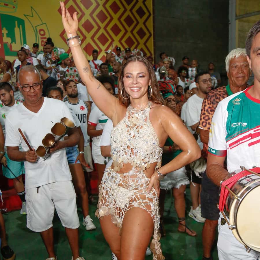 Rio de Janeiro: Samba School Rehearsal Viewing With Transfer - What this Rio Carnival night is really like