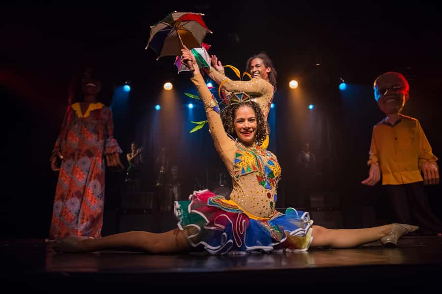 Rio de Janeiro: Samba Show Admission & Transfer - Pickup from Rio hotels and the cruise port