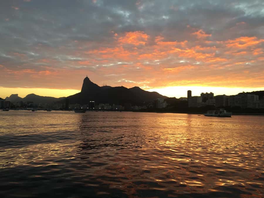 Rio de Janeiro: SpeedBoat Tour - Sunset with Beer - Adão Beach and the swimming stops