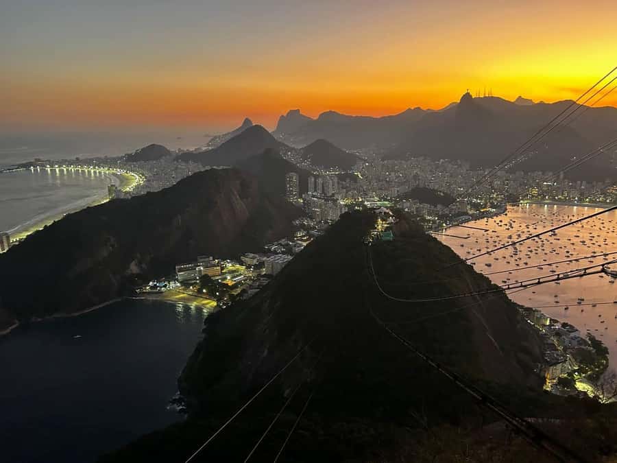 Rio De Janeiro: SUGARLOAF MOUNTAIN HIKE & CLIMB - Why this Sugarloaf route is different
