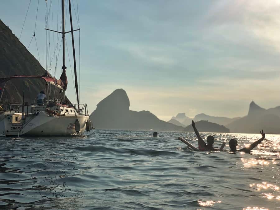 Rio de Janeiro: Sunset Sailing Tour - Sunset, Sugarloaf, and the best photo angles