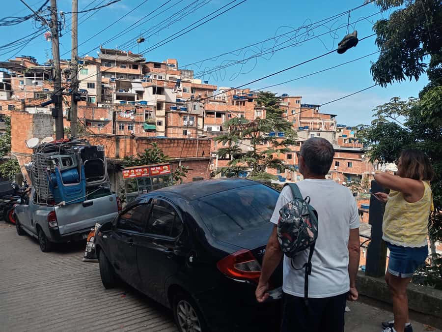 Rio de Janeiro: the biggest favela tour in Rio, lest go! - A different side of Rio begins in Copacabana