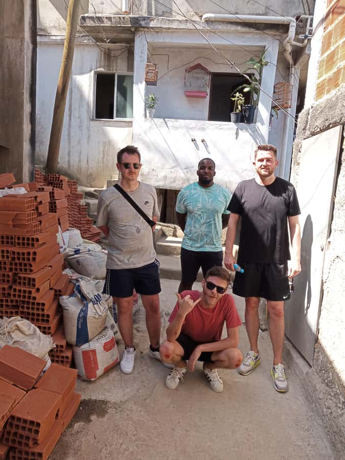 Rio de Janeiro: the biggest favela tour in Rio, lest go! - Music, drinks, and the final hour above the city