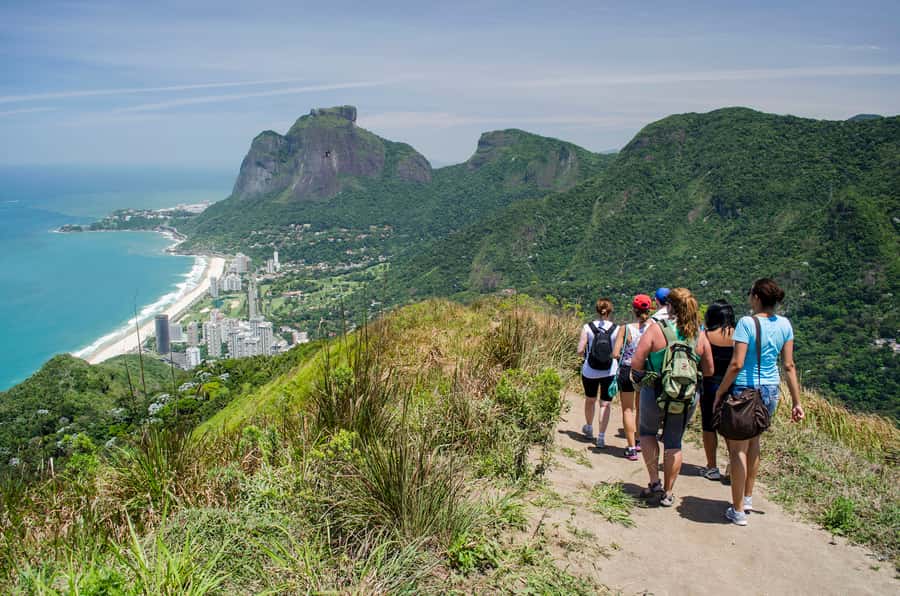 Rio de Janeiro: Vidigal Favela Tour and Two Brothers Hike - Entering Vidigal by local transport