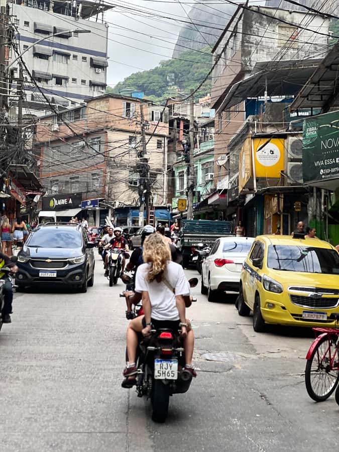 Rio: Favela Rocinha Tour with Local Guide & Secret Spots - Is $43 good value for 150 minutes?
