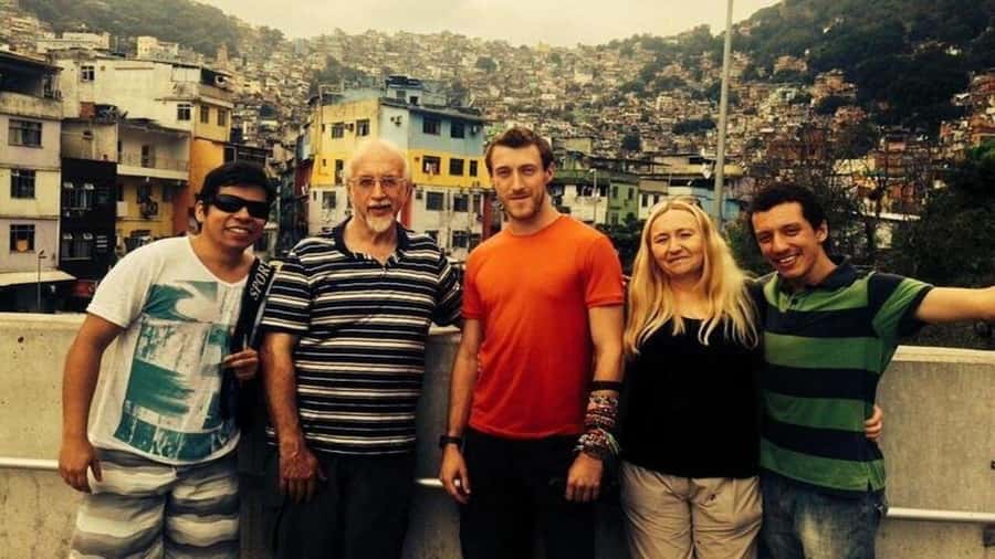 Rio: Favela Walking Tour of Rocinha with a Resident Guide - Craft stalls, markets, and everyday businesses