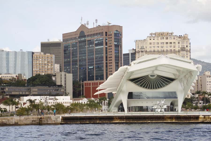 Rio From The Sea: Guanabara Bay Cruise with Optional Lunch - Guides, languages, and group size