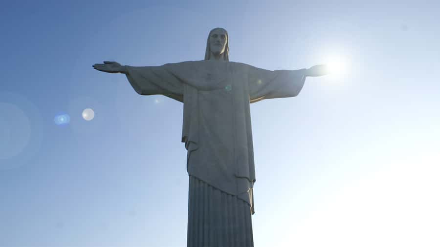Rio: Maracanã Stadium & Christ the Redeemer by Rack Railway - Why Christ the Redeemer is worth building a tour around