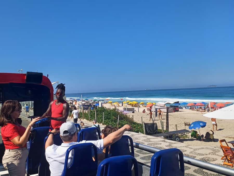 Rio Samba Bus: hop-on hop-off city tour in Rio de Janeiro - The Christ the Redeemer stop requires planning