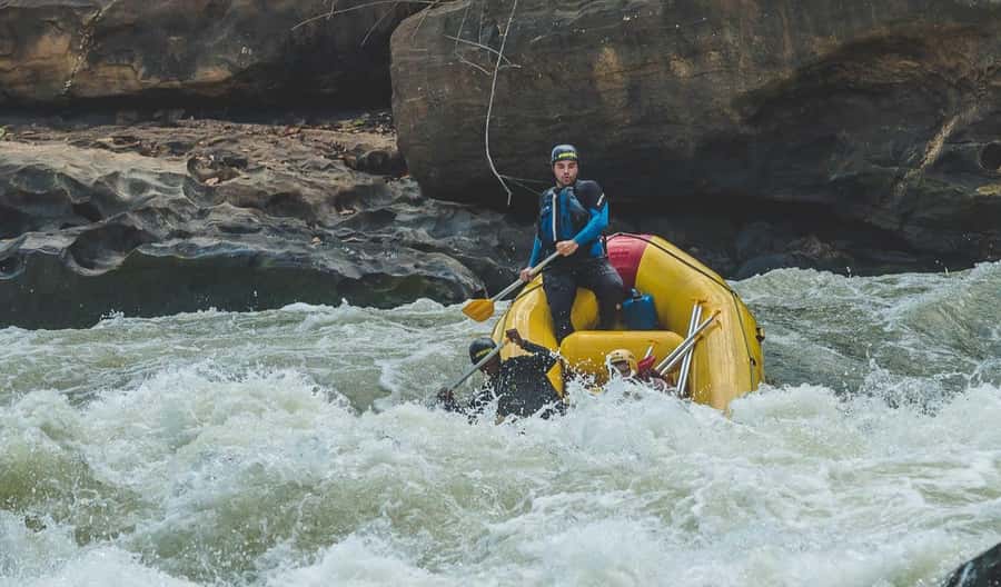 Rio: White Water Rafting Adventure tour in Rio de Janeiro - Preserved Atlantic rainforest beside the river